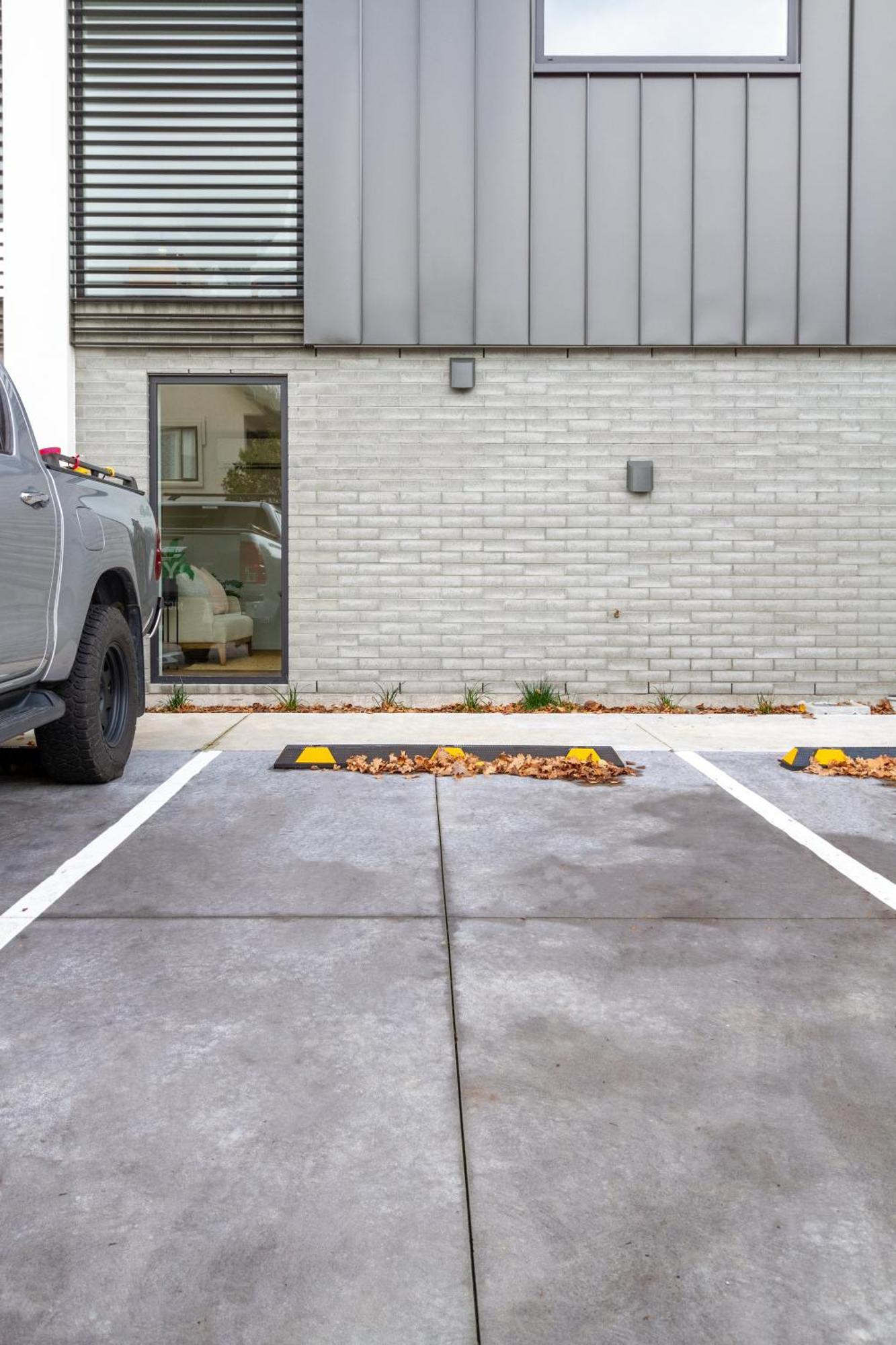 Modern 2 Bed 2 Bath Opposite Hagley Park Apartment Christchurch Luaran gambar